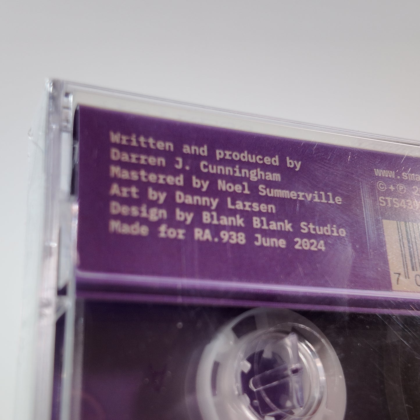 Actress - Дарен Дж. Каннінгем Cassette (limited)
